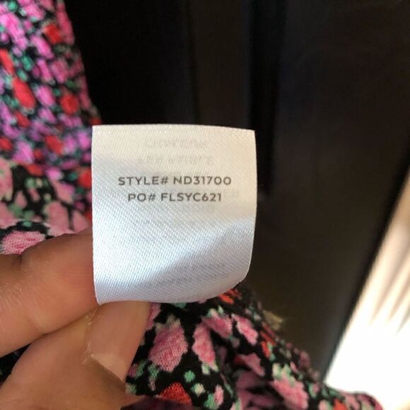 Lulu Women’s FLORAL PRINT MINIDRESS IN BLACK FLORAL PRINT Size L - Picture 6 of 6